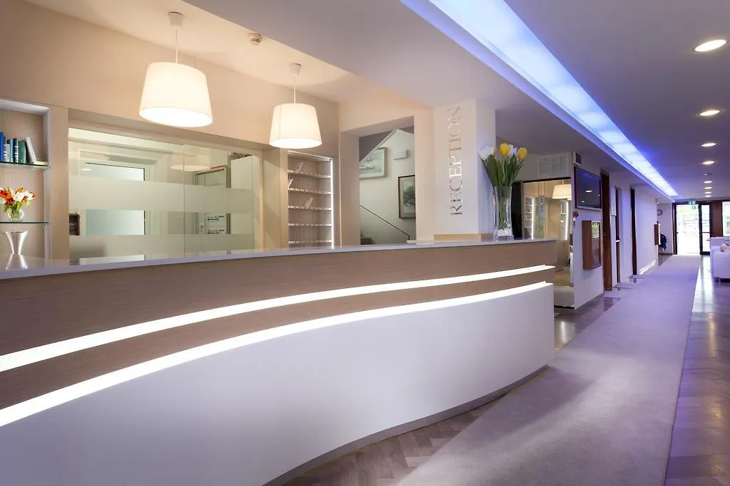 Hotel Carlton Ριτσόνε